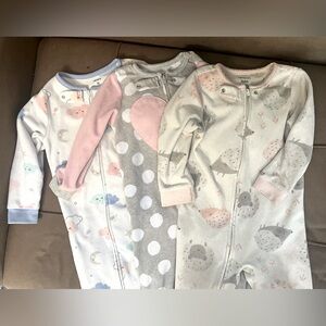 MOVING SALE everything 5$ Set of three Carters sleepers